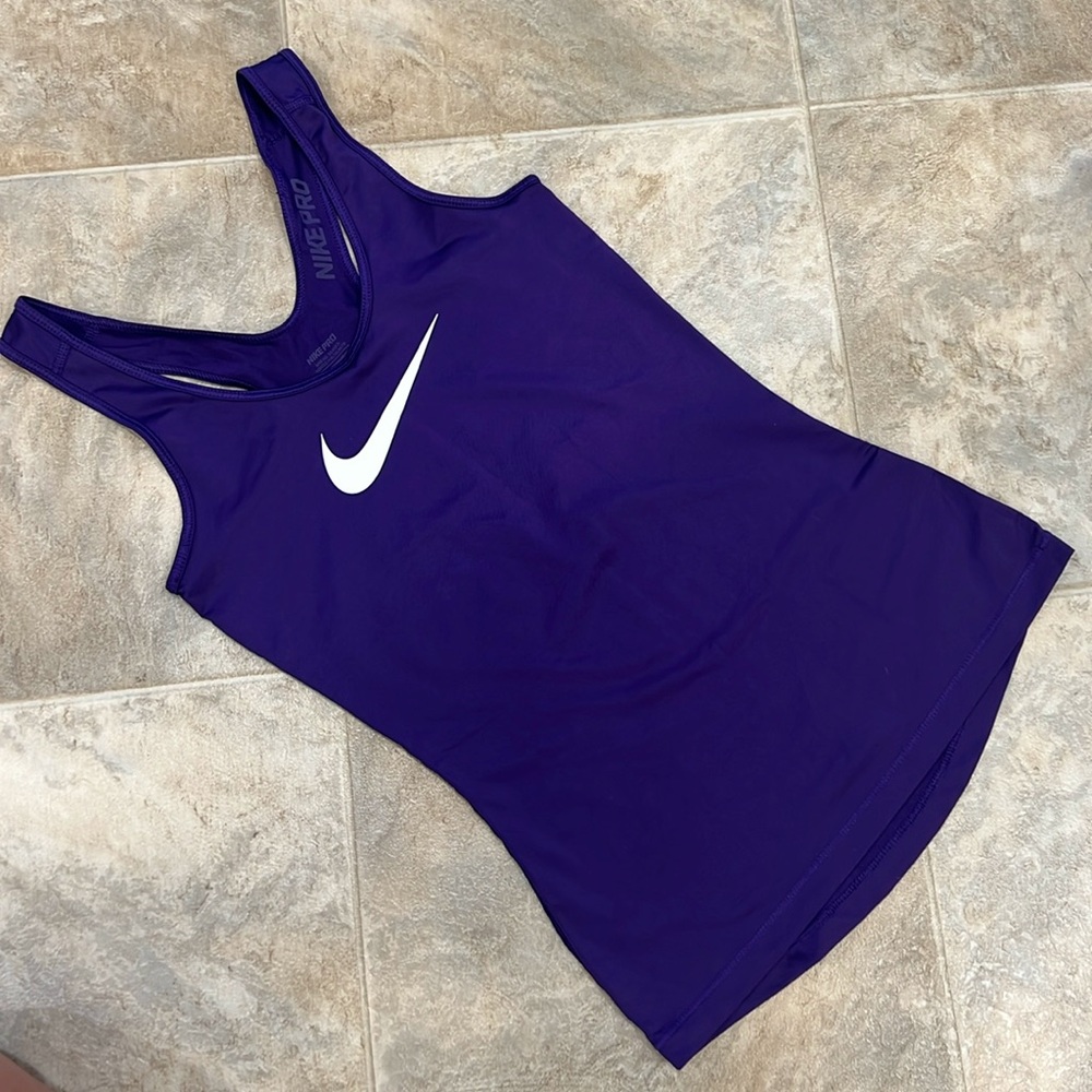 Nike Pro Dri-Fit tank Top in Purple